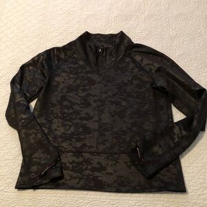 Spyder Active zippered neck pullover. Size large.